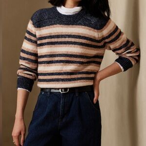 Banana Republic soft oversized crew neck knit blue/tan stripe sweater